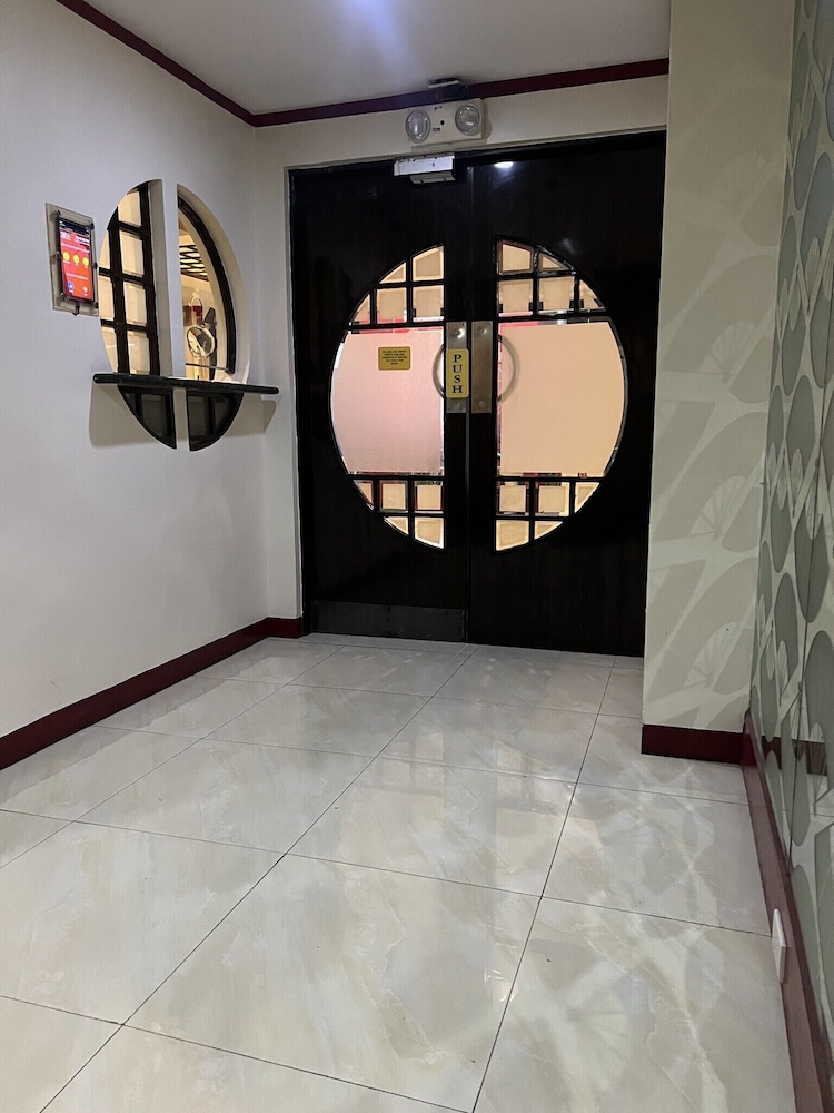 Hotel Sogo Edsa Trinoma photo3