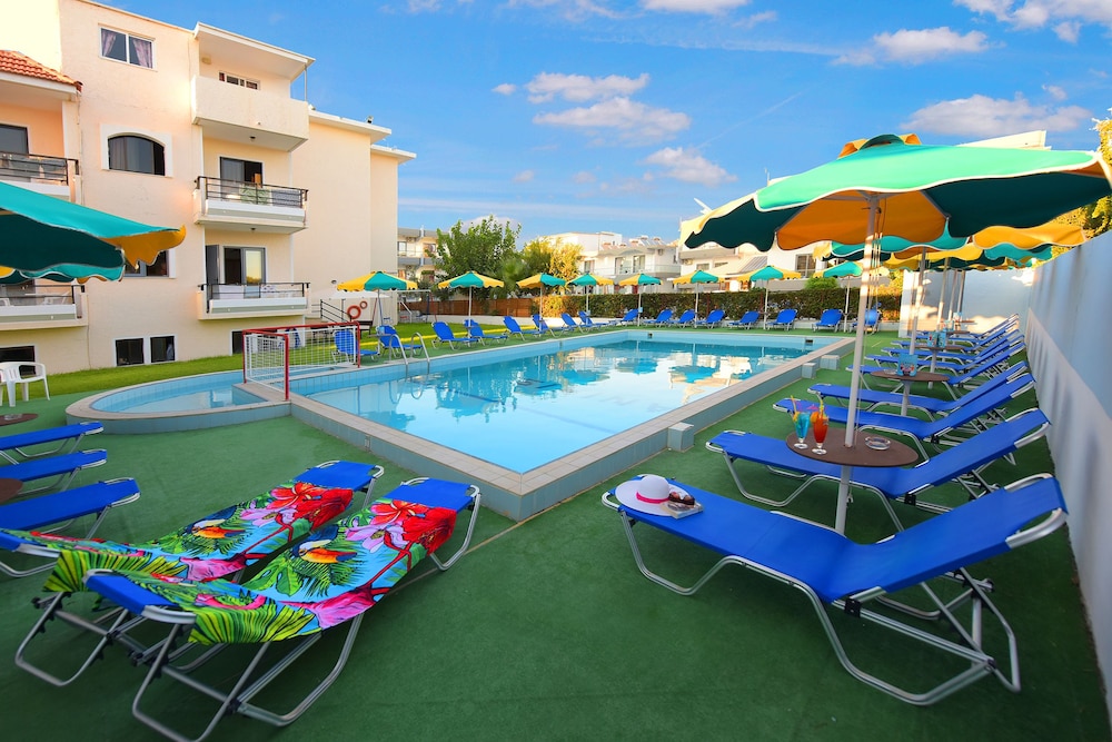 Anixis Hotel 33/52