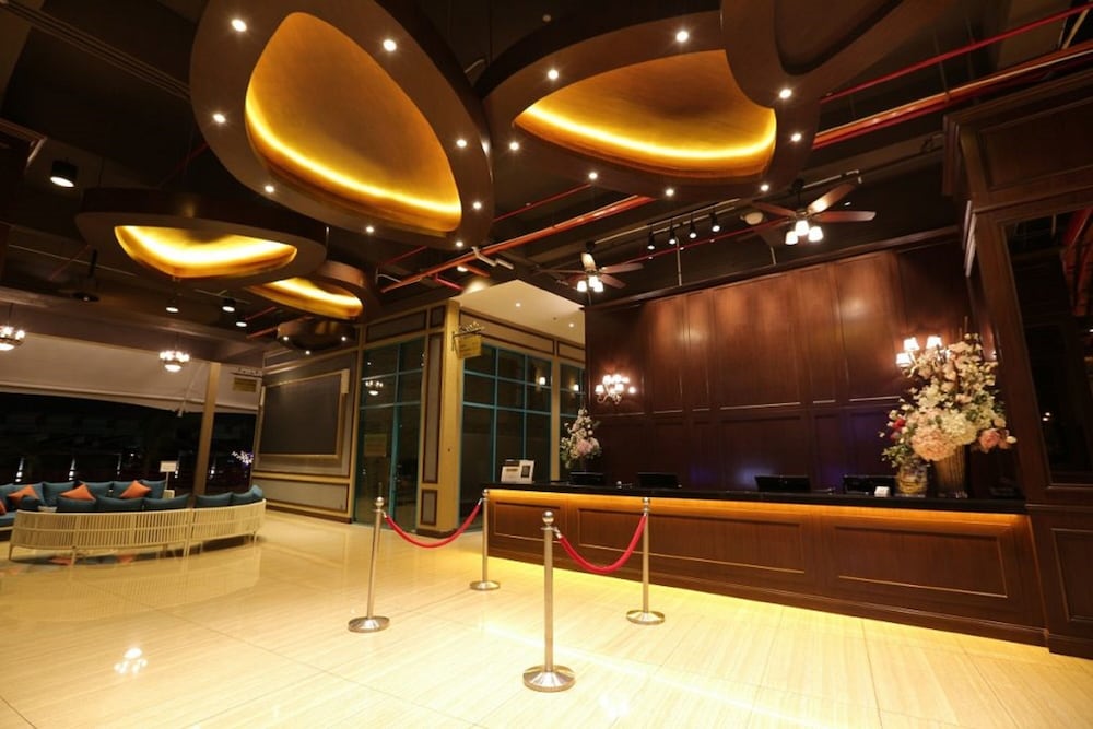 Tasik Villa International Resort 6/72