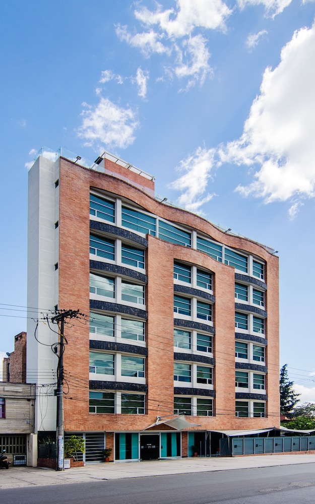 Hotel Parque 63 1/49