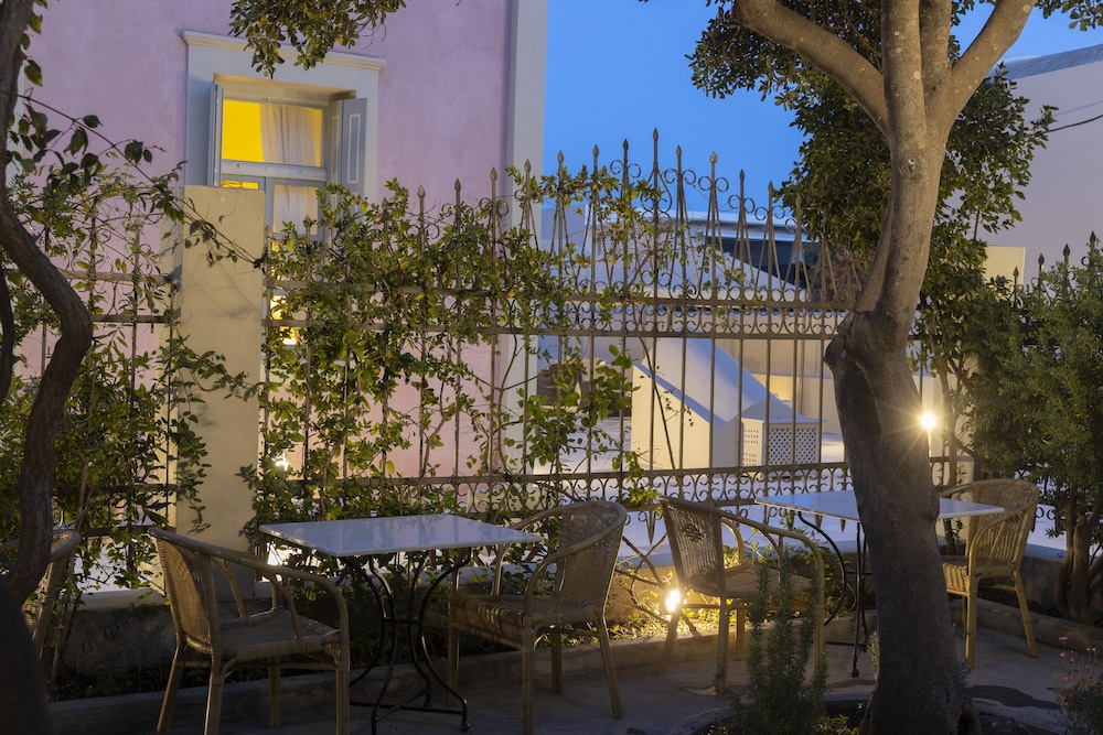 Aria Lito Mansion 61/68