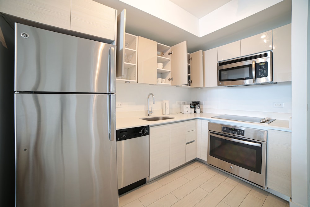 Private Ocean Luxury Condos at Beachwalk 17/50