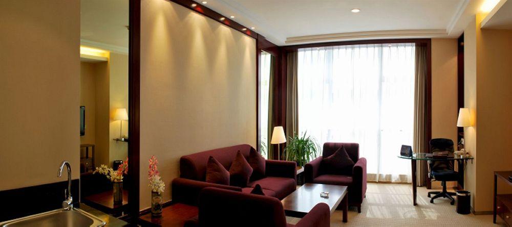 Hongrui Jinling Grand Hotel Hefei 12/19