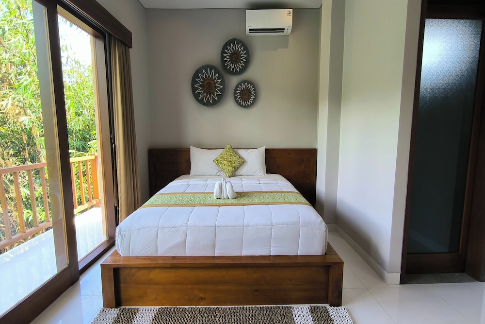 Bhuana Shanti Homestay 12/50