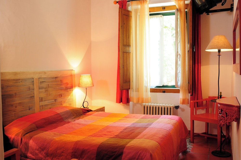 Standard, Double Bed