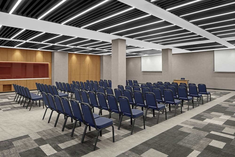 Four Points by Sheraton Istanbul Pendik 35/44