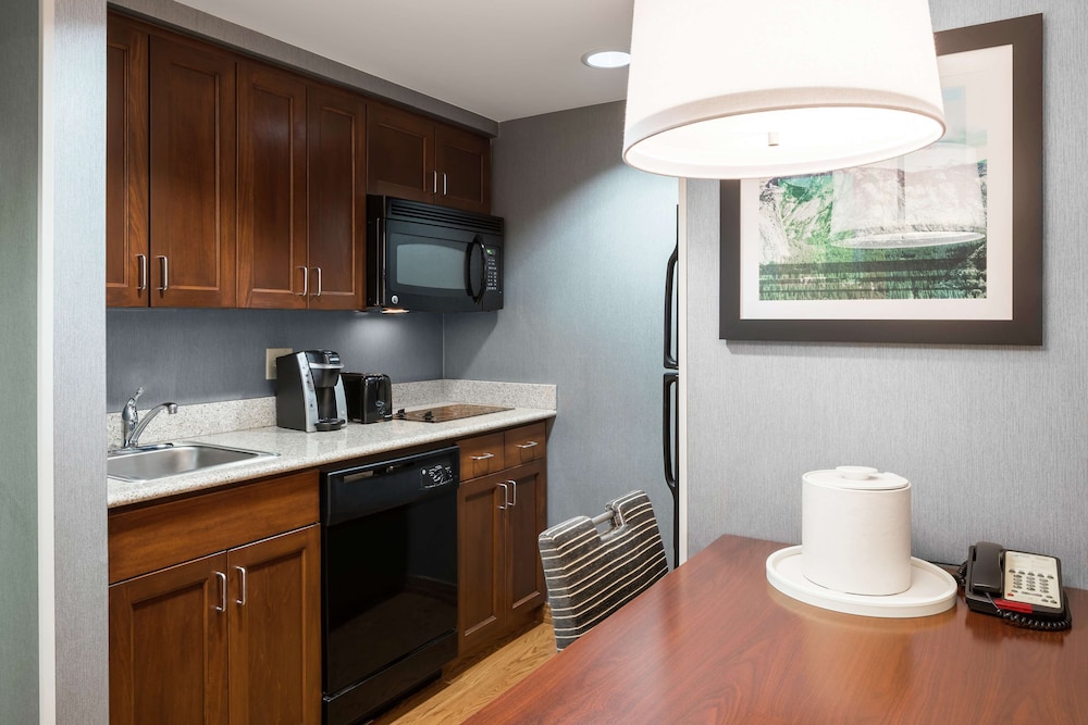 Homewood Suites by Hilton Fresno Airport/Clovis, CA 40/50