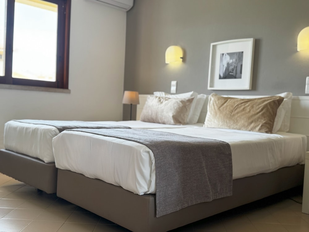 Aura Village - City Beach Apartments 15/31