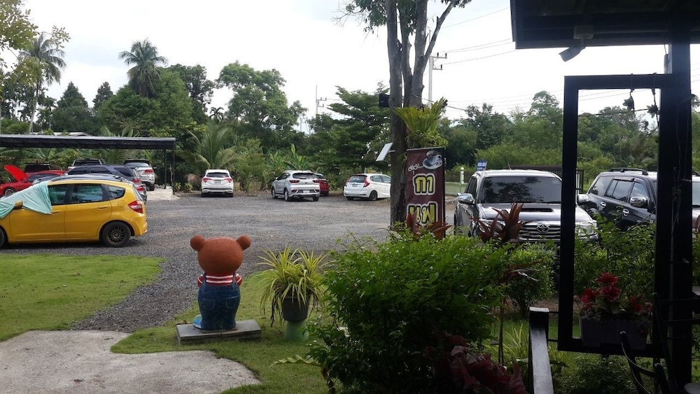 Sangvimarn Resort 24/50
