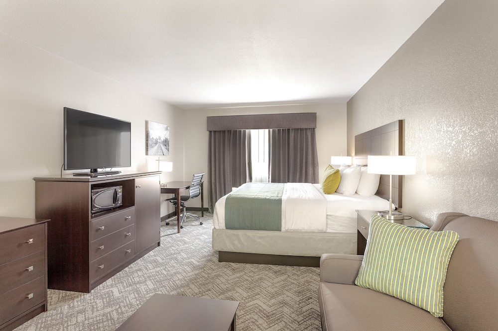 Comfort Inn & Suites Tualatin - Lake Oswego South 10/60