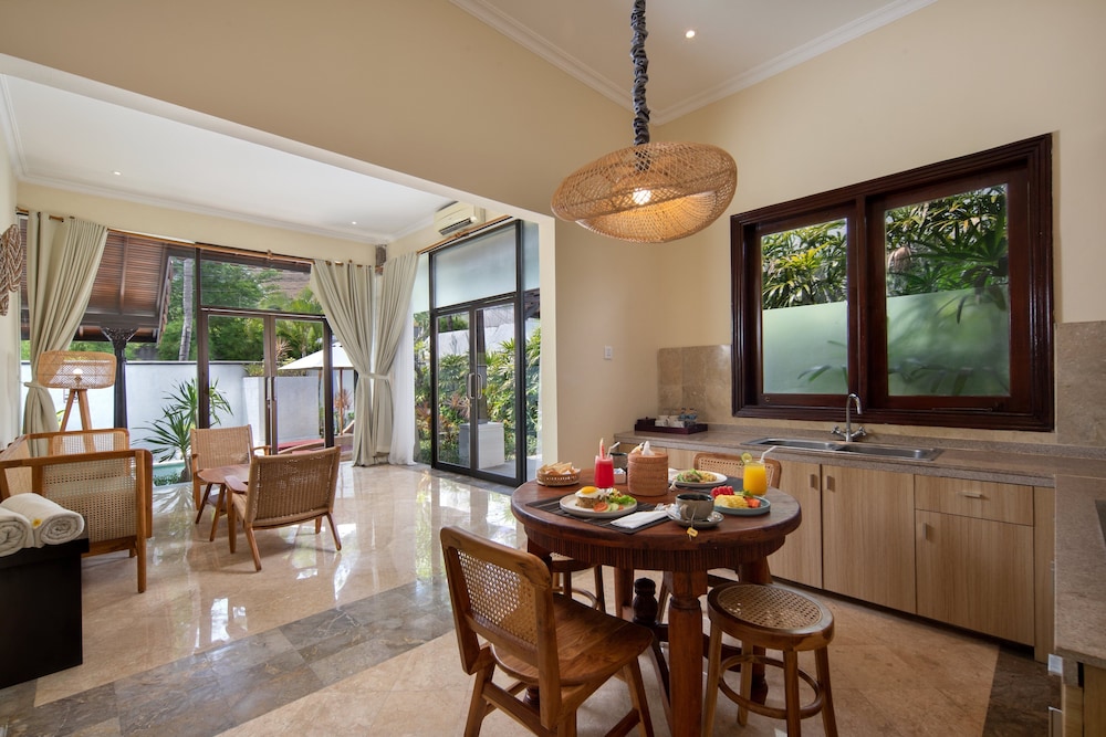 The Club Villas 38/50
