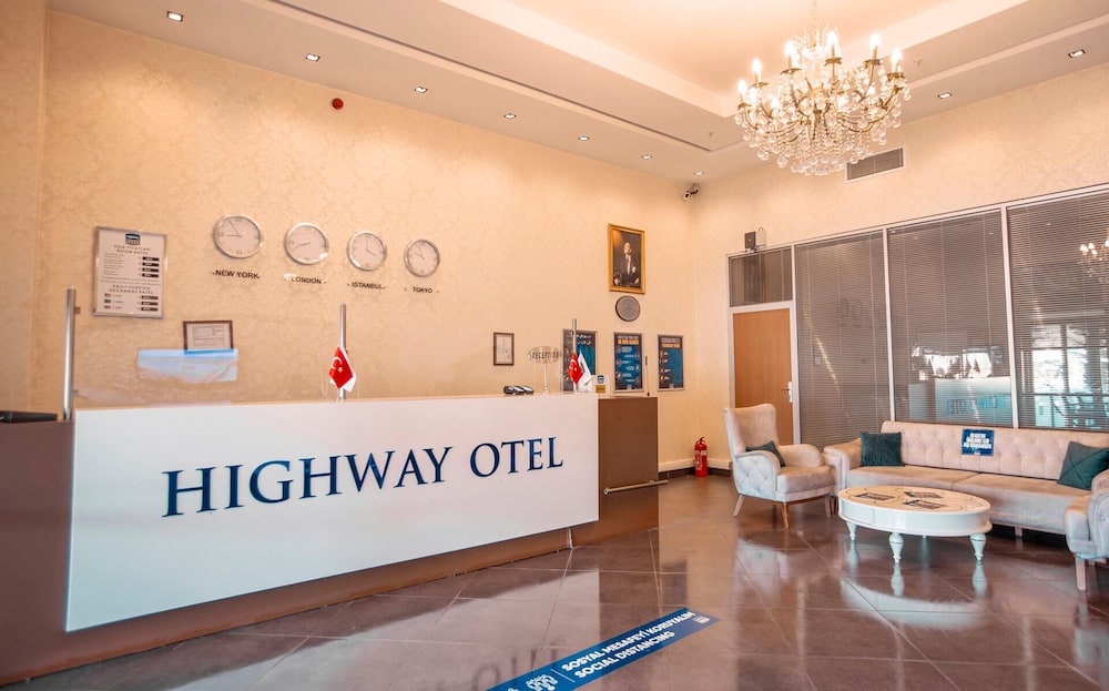 HIGHWAY HOTEL 5/25