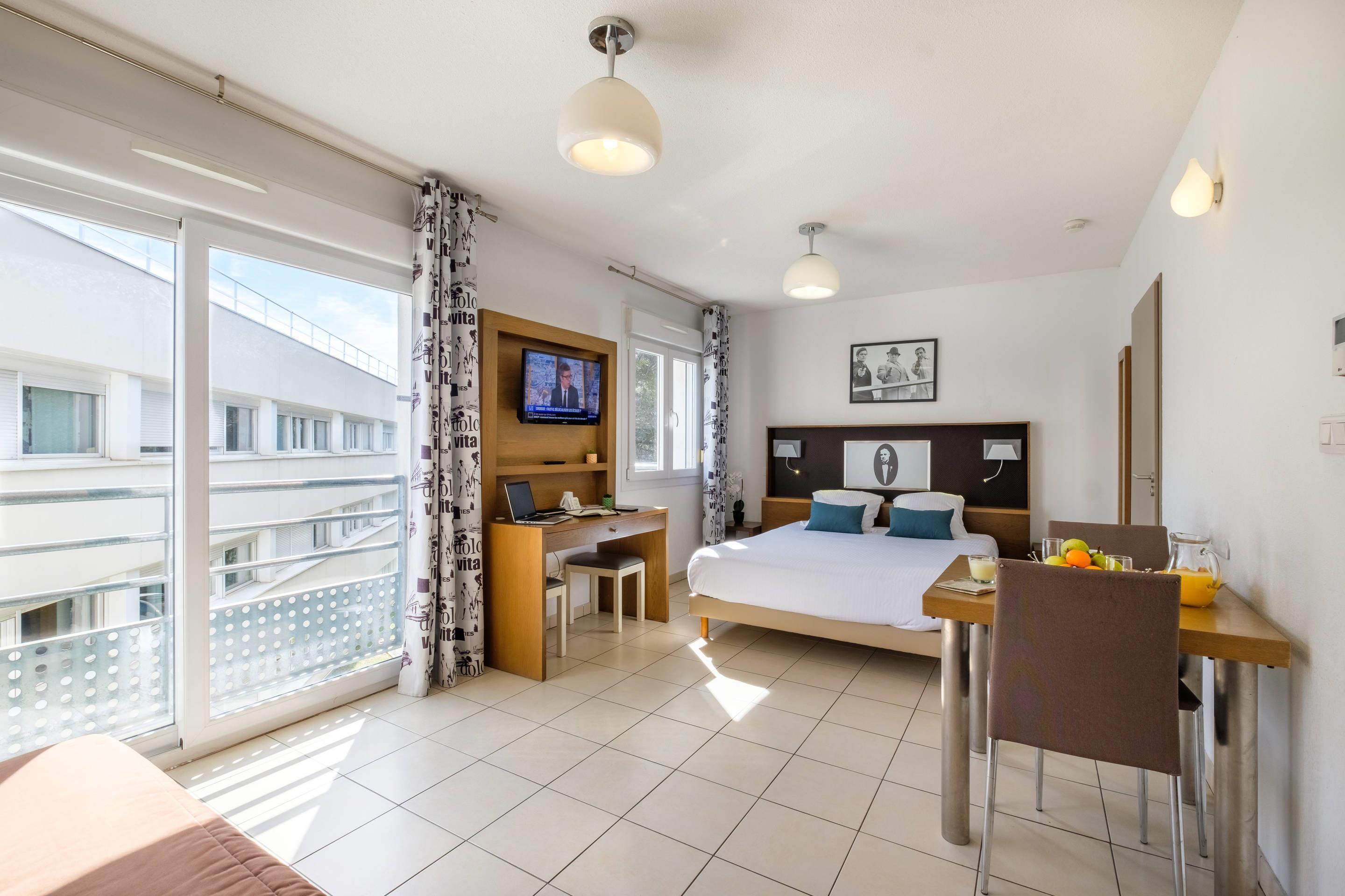 Upgrade, Studio, Queen Bed, Sofa, Balcony