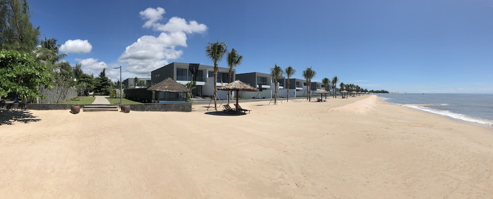 Sanctuary Resort Community 7/75