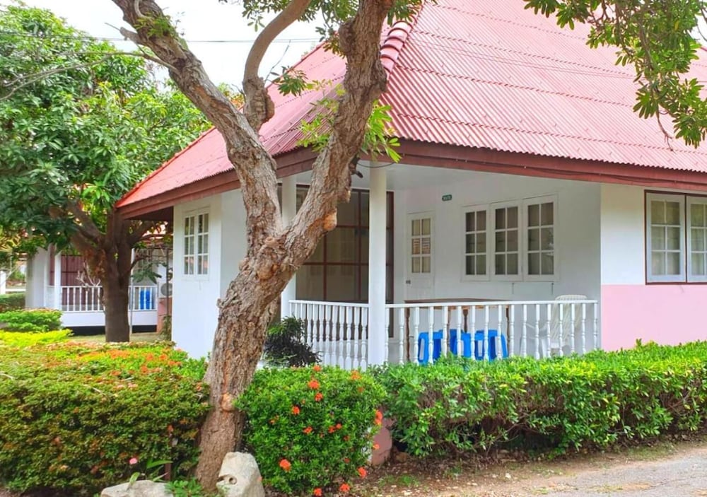 Baan Golden Resort 2/50