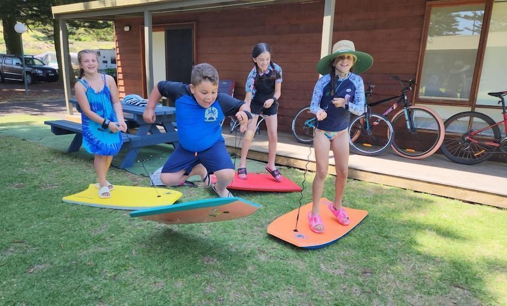 SURFSIDE HOLIDAY PARK 18/50