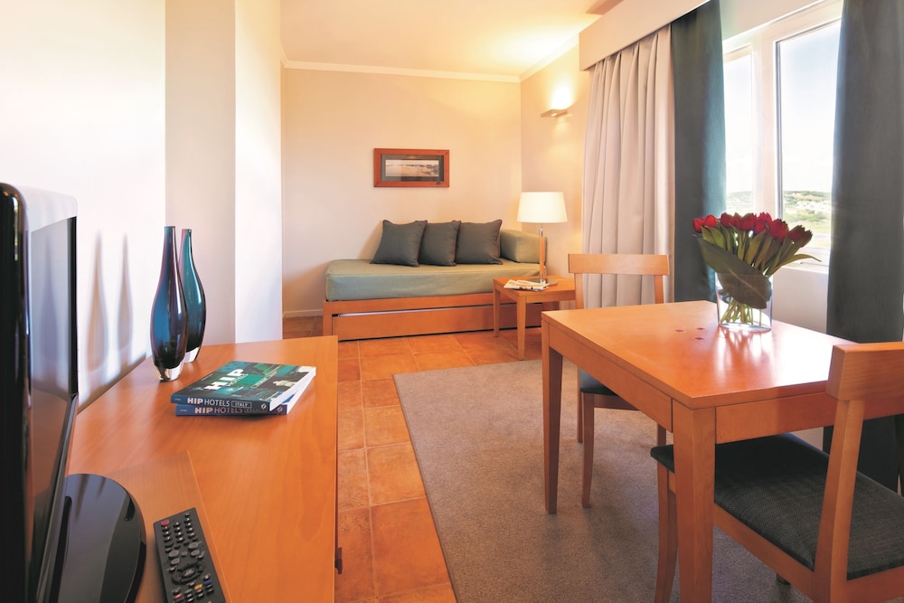 Ozadi Altura Beach Resort 39/68