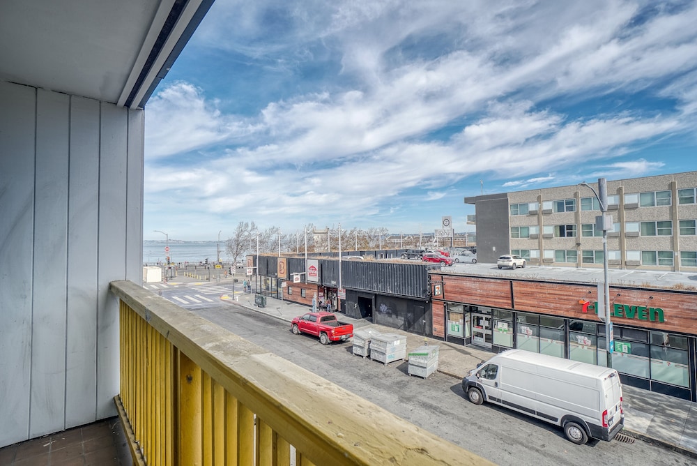 Wharf Inn 66/72