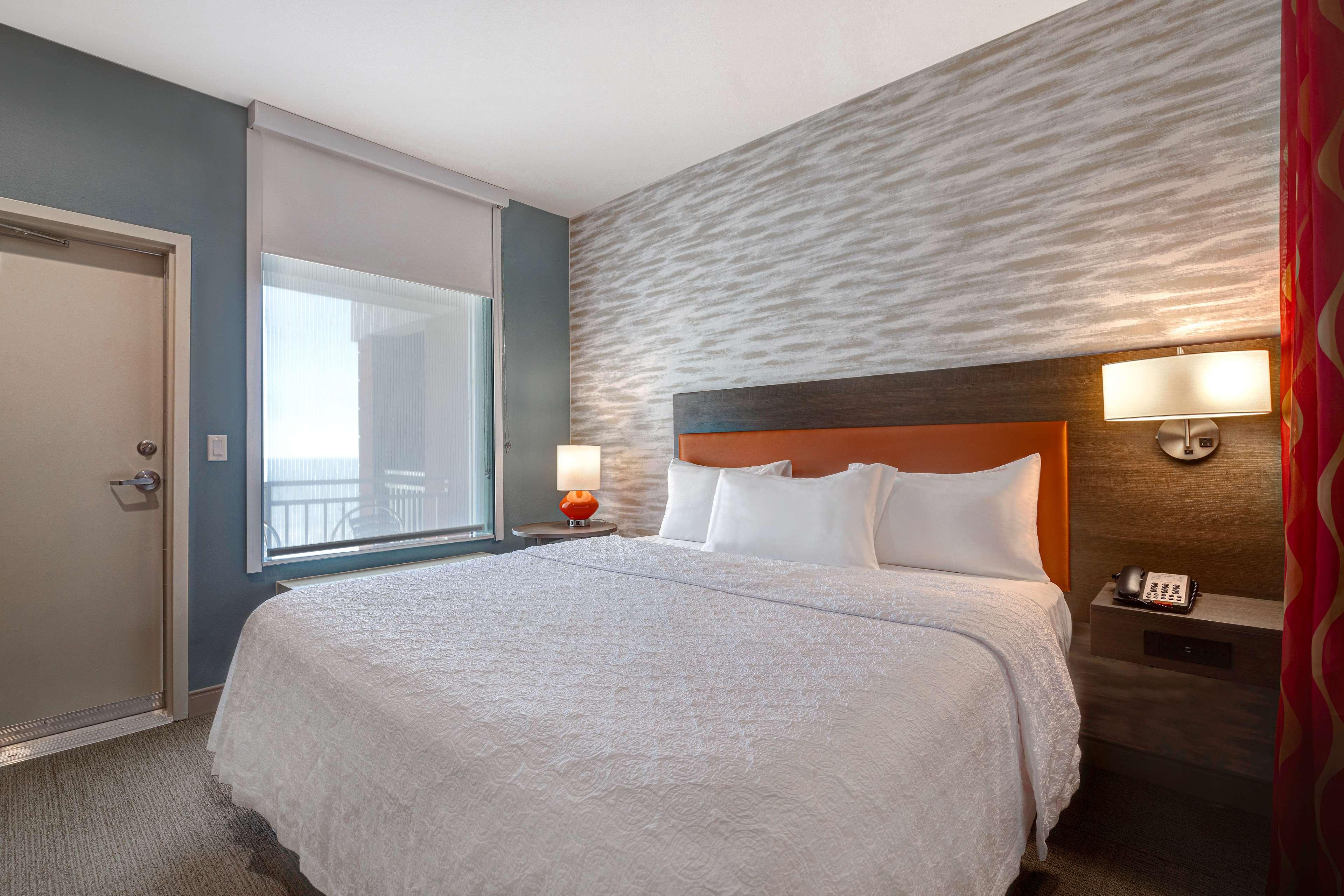 STUDIO, KING BED, OCEAN VIEW, BALCONY, ACCESSIBLE