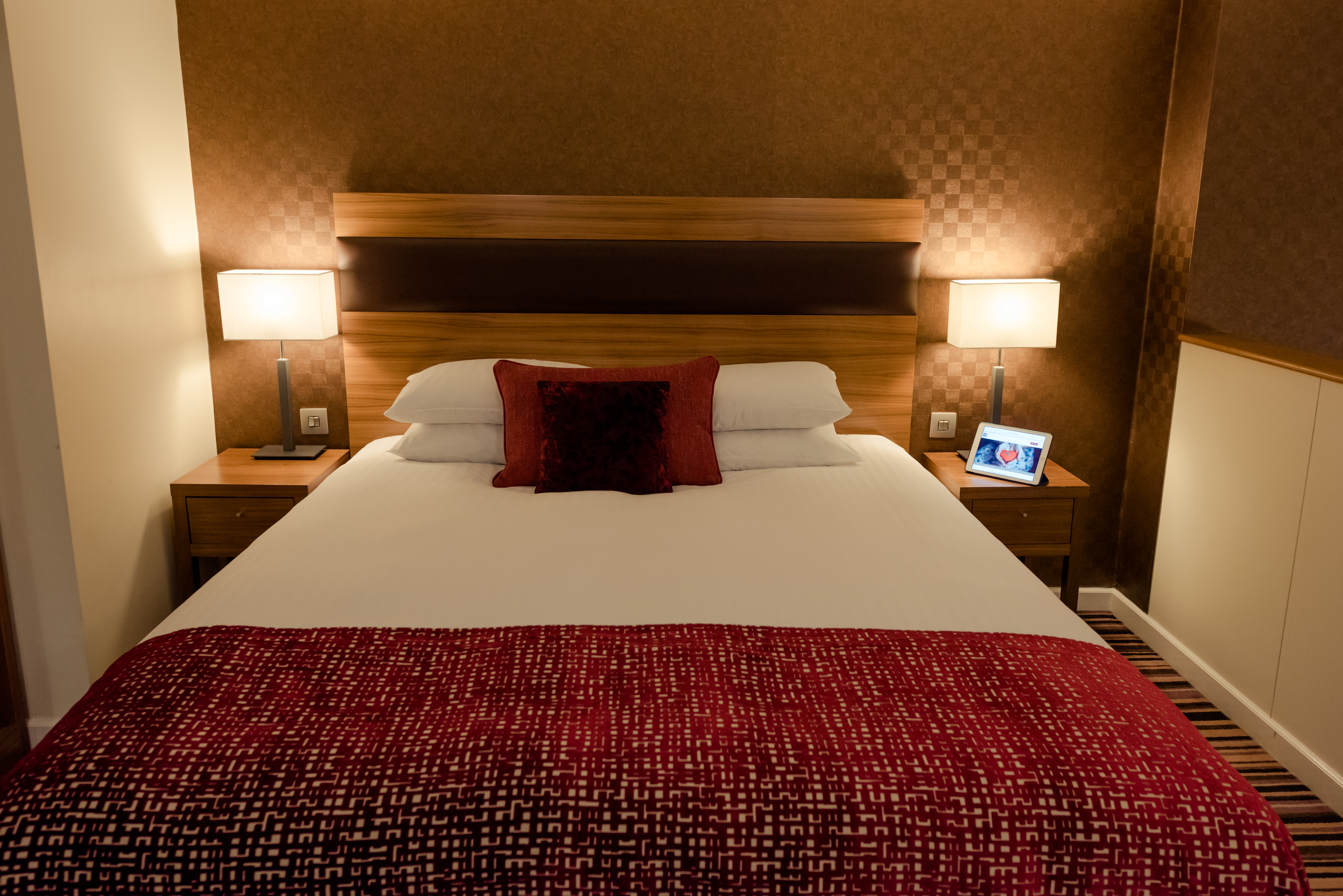 غرفة ديلوكس بسرير مزدوج، LEOPOLD HOTEL 2/4