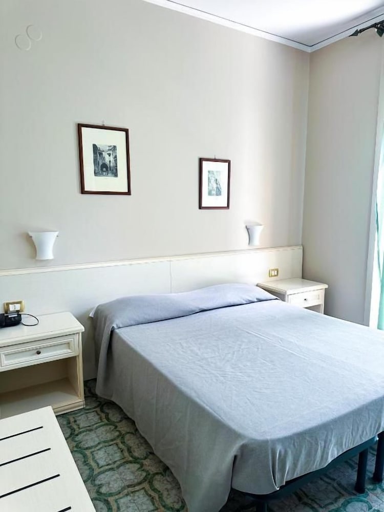 Hotel Europa 10/56