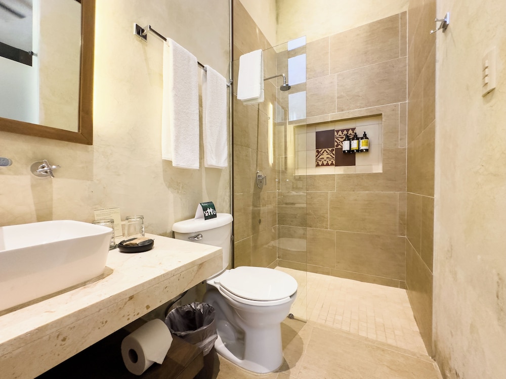 Ya'ax Hotel Boutique 72/74