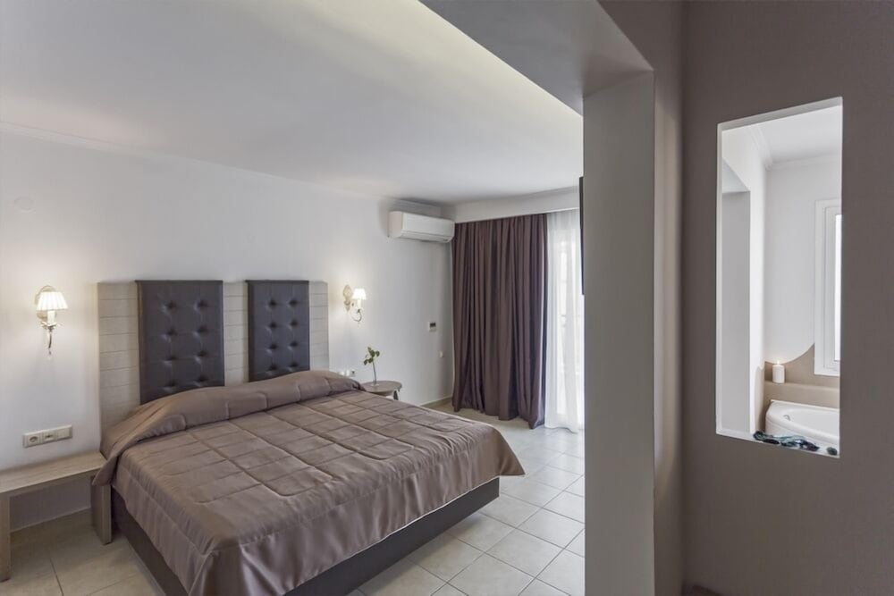 Lagomandra Hotel & Spa 6/35