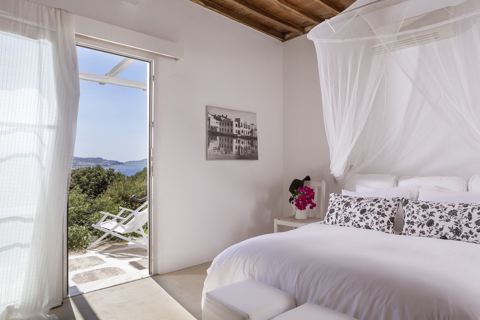 Bungalow, Sea View