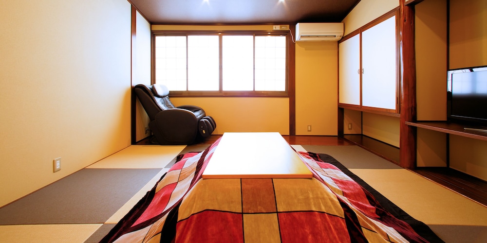 Ryokan Okayama 24/50