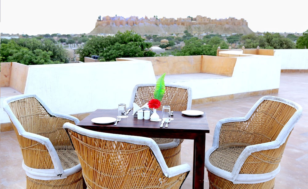 Golden Haveli 47/54