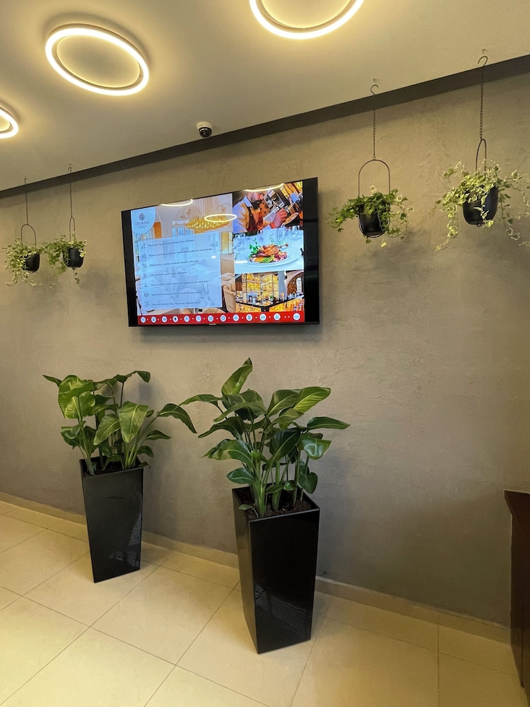 Art Hotel Sosnowiec 6/65