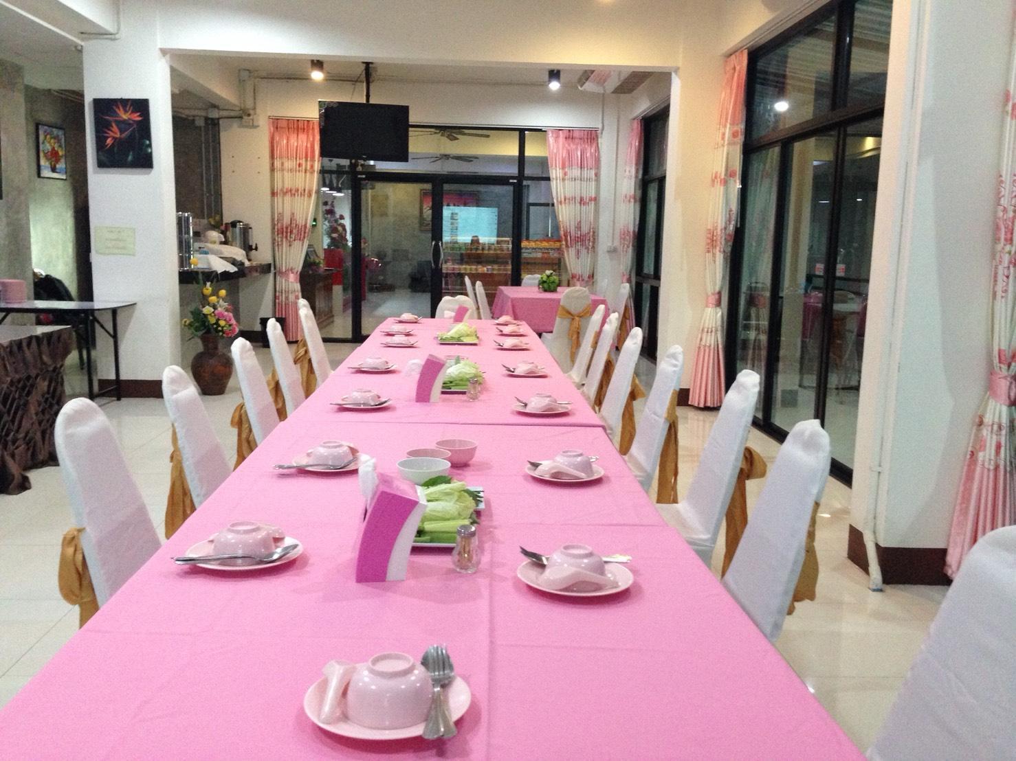 Pornsiri Hotel Sisaket 30/35