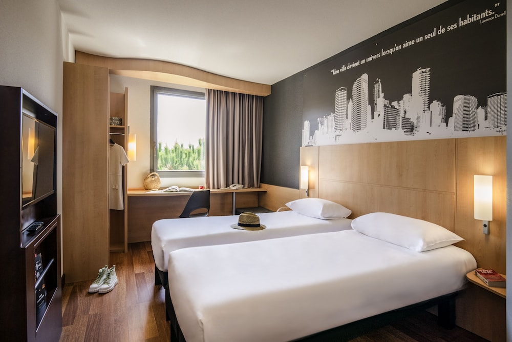 Ibis Cannes Mouans Sartoux 6/18