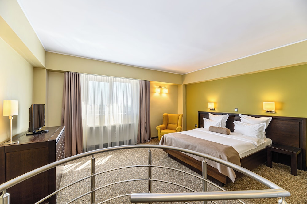 Vega Hotel 8/50