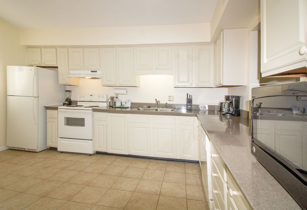 Deercreek Townhomes 23/50