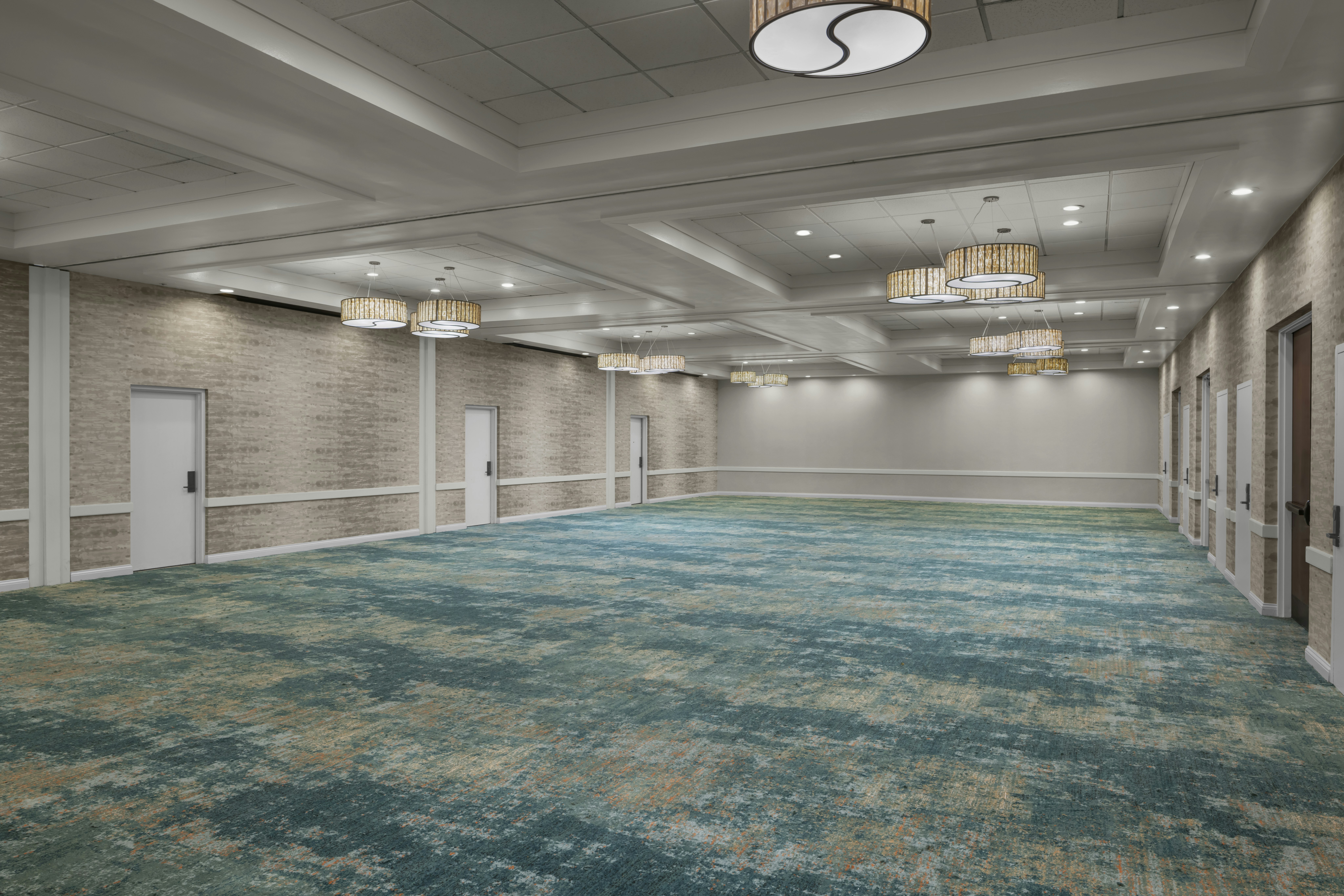 Embassy Suites by Hilton Orlando International Drive ICON Park 55/86
