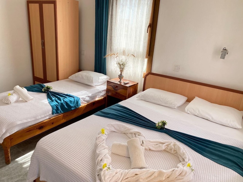 Hotel Sema 14/50