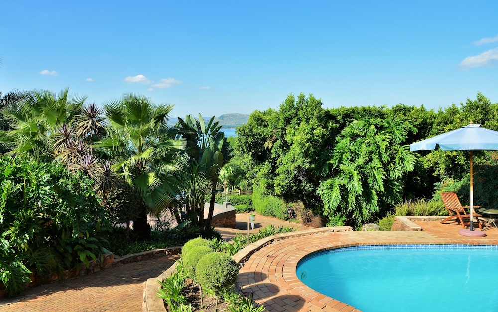 Stirling Manor Boutique Guest House 41/50