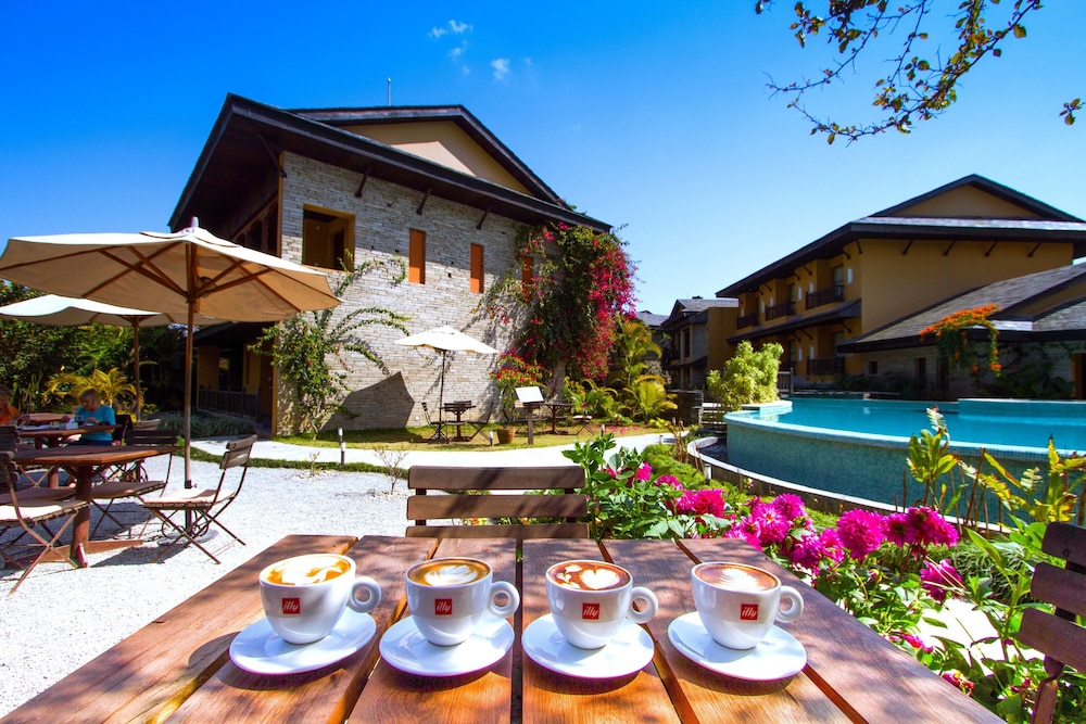 Temple Tree Resort And Spa 62/72