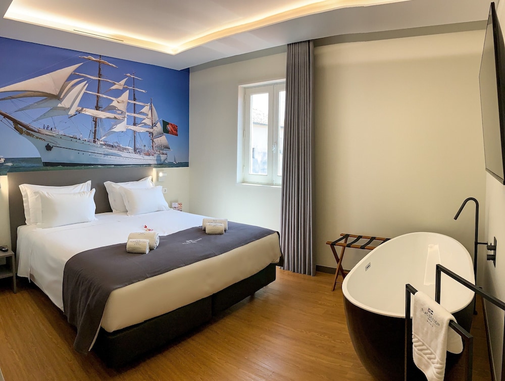 Flag Design Hotel 20/38