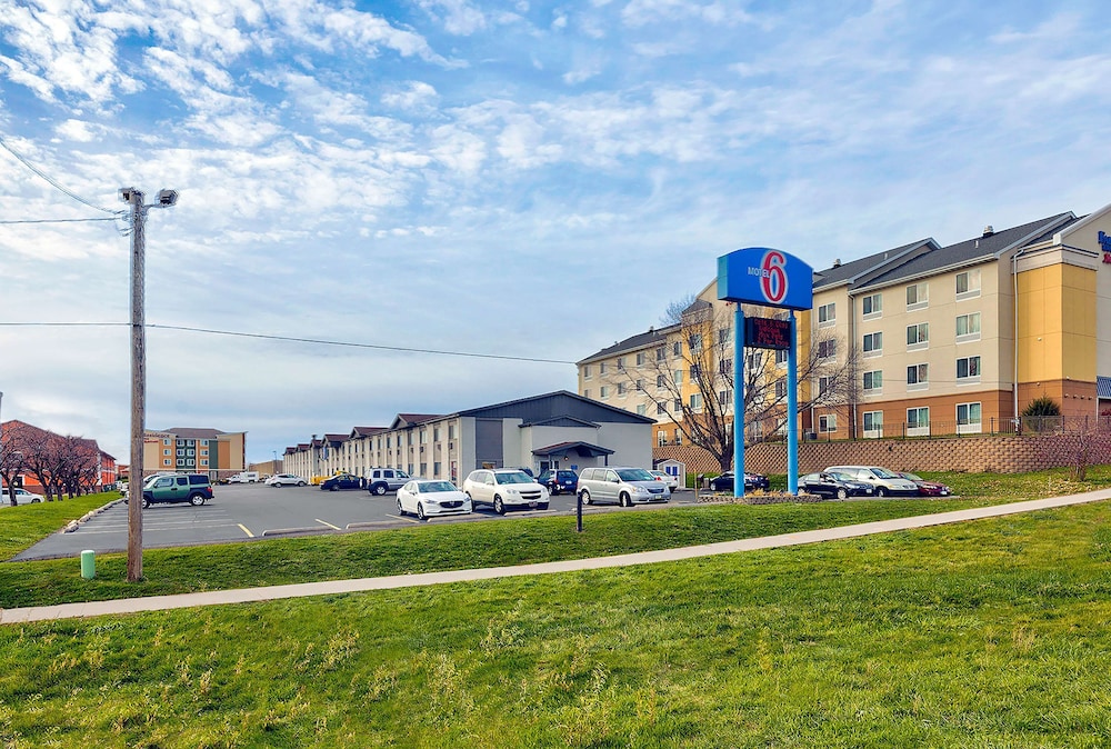 Motel6 Cedar Rapids, IA - Airport 54/57