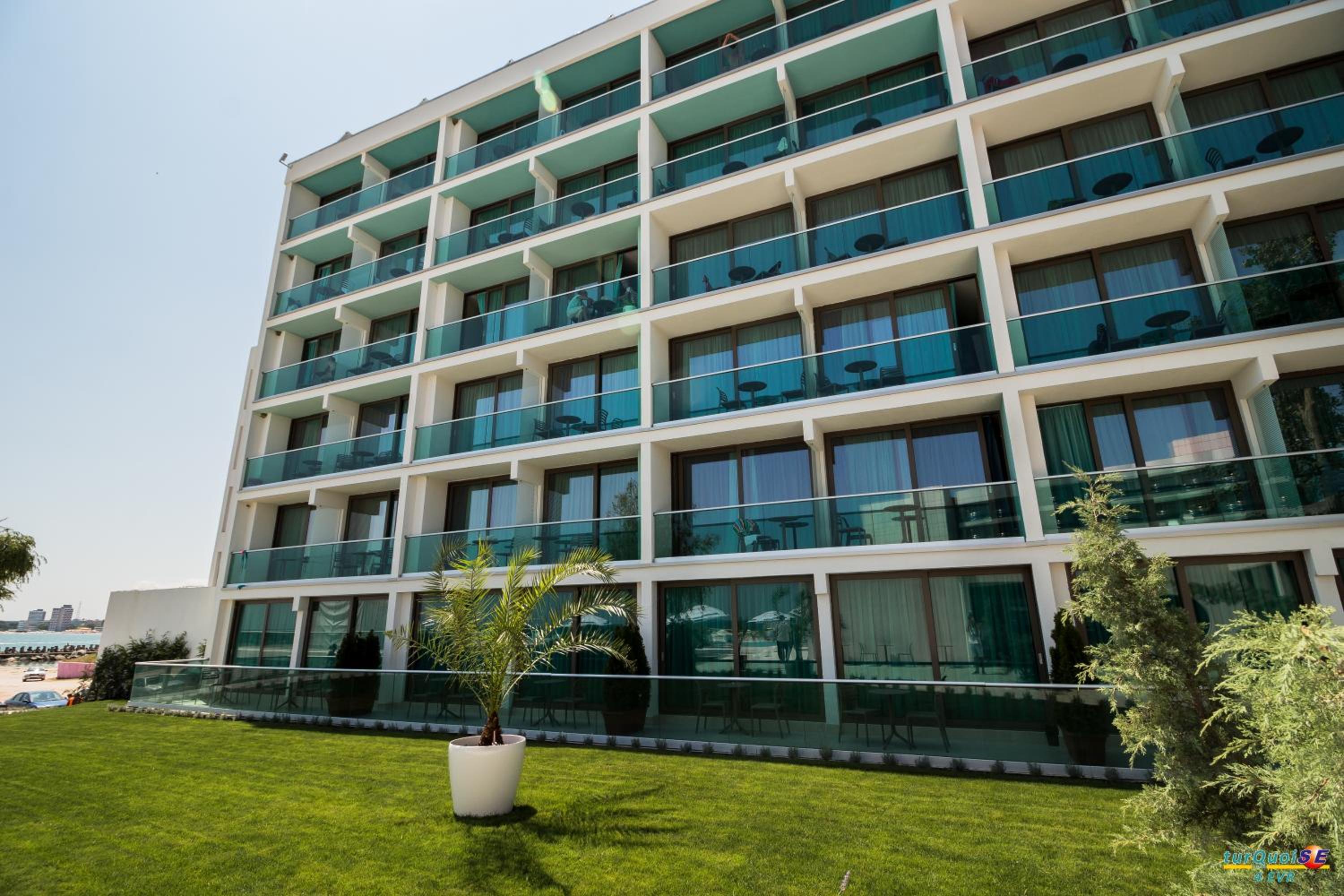 Turquoise Hotel 5/50