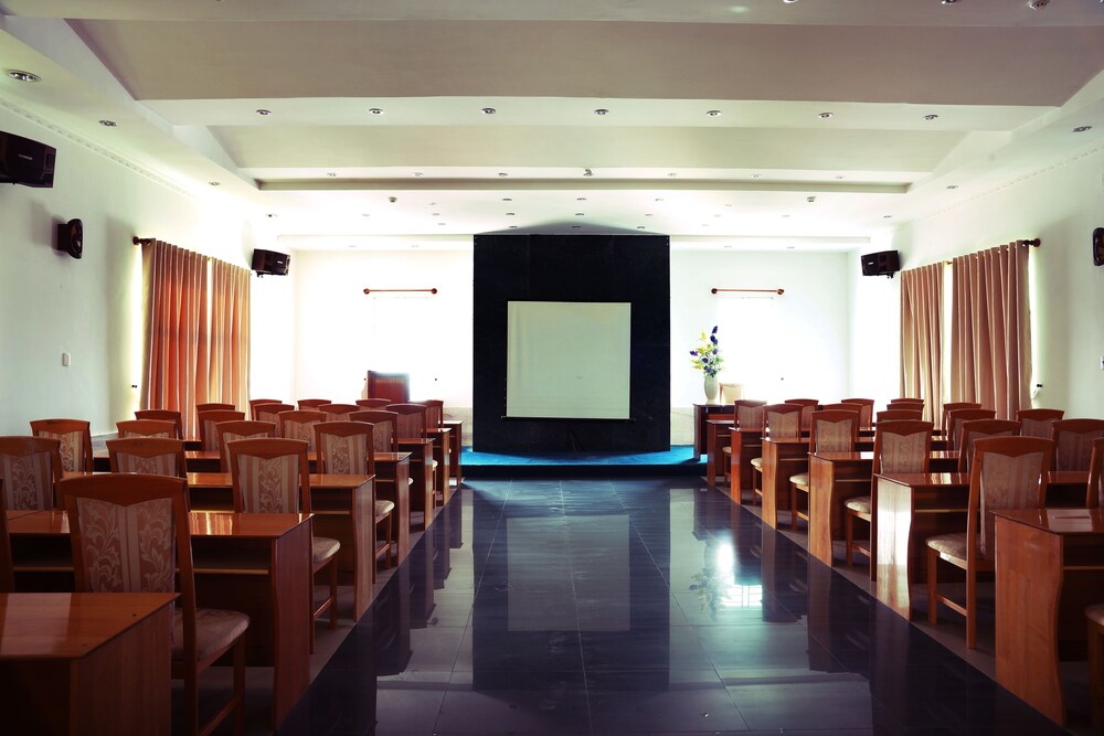 Amanda Hotel 50/53