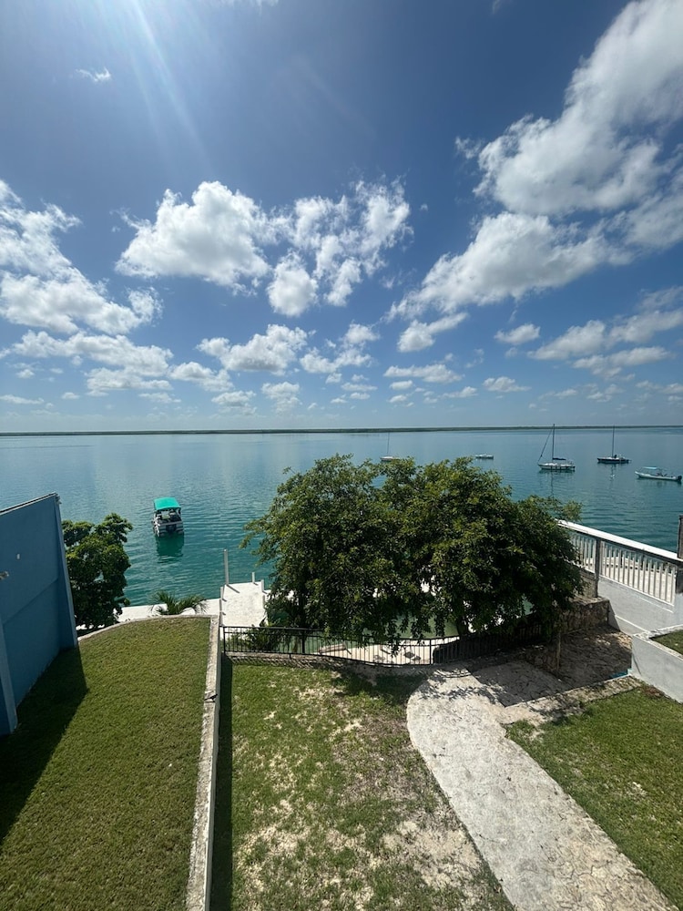 Hotel Awazul Bacalar 42/47