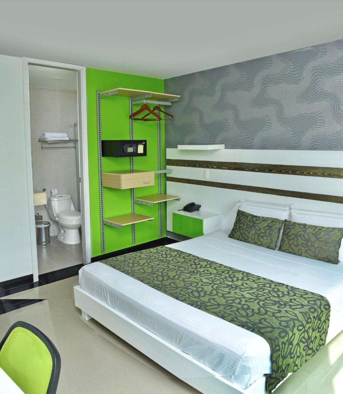 Hotel Genova Prado 19/50
