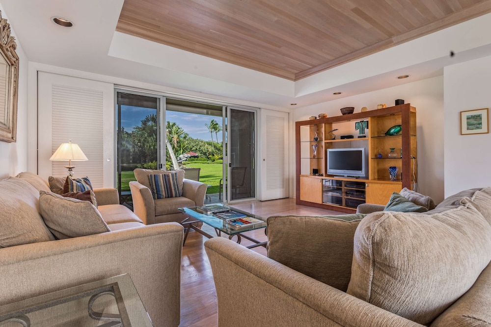 The Islands At Mauna Lani 37/53