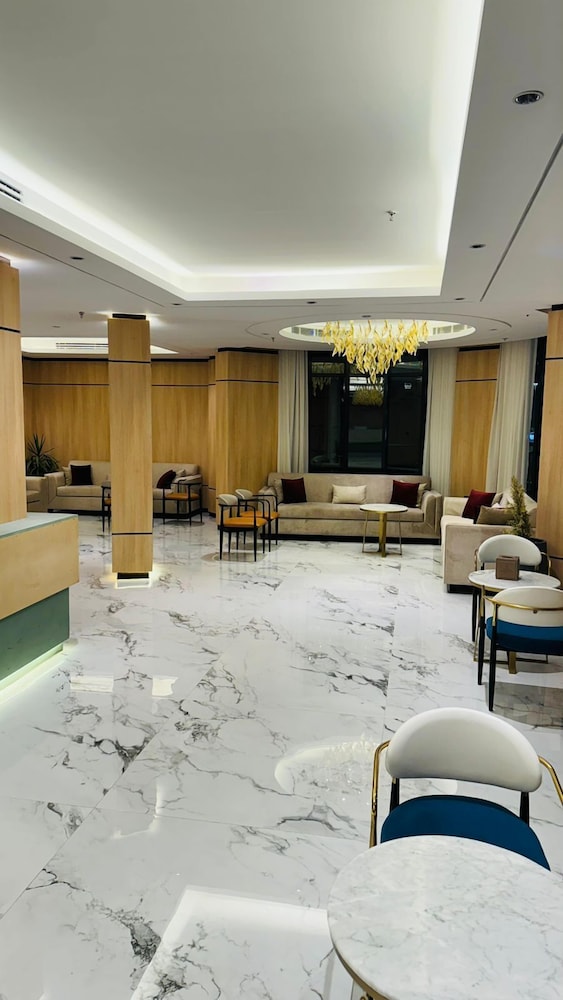 AYAS Hotel 32/36