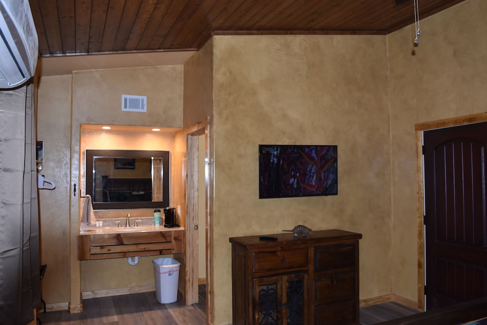 Paisano Village RV Park & Inn 1/16