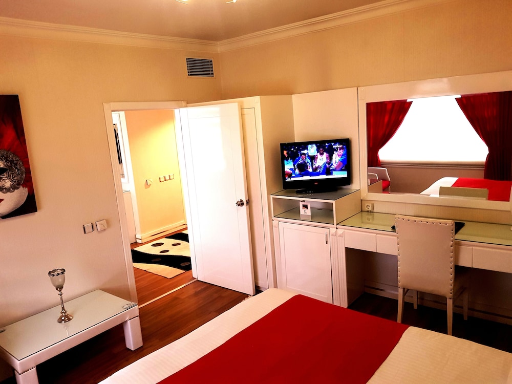 Business Park Otel 42/67