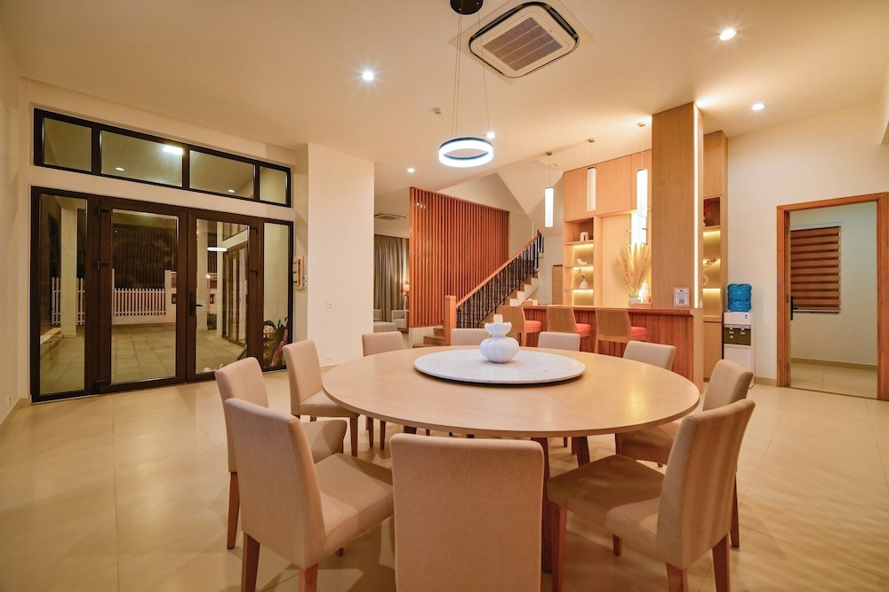 Mercury Phu Quoc Resort & Villas 59/63